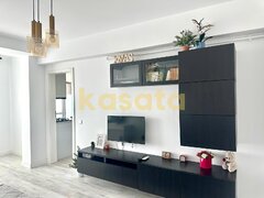 Doua camere de vanzare, luminos, loc de parcare